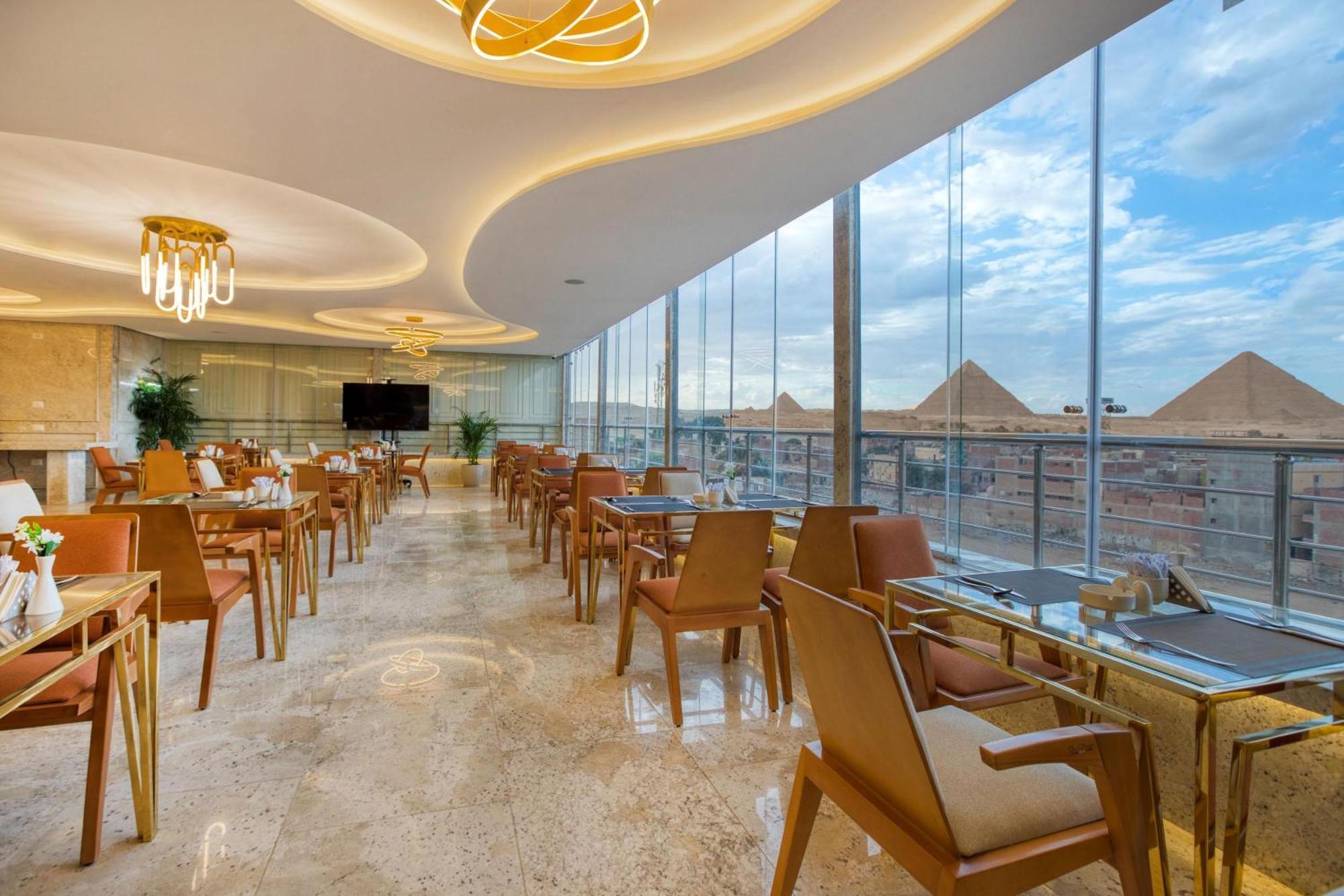 Pyramids Plateau Hotel Kafrat al Jabal Luaran gambar