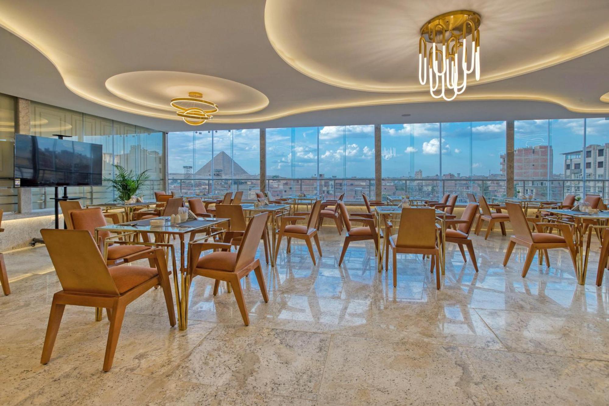 Pyramids Plateau Hotel Kafrat al Jabal Luaran gambar