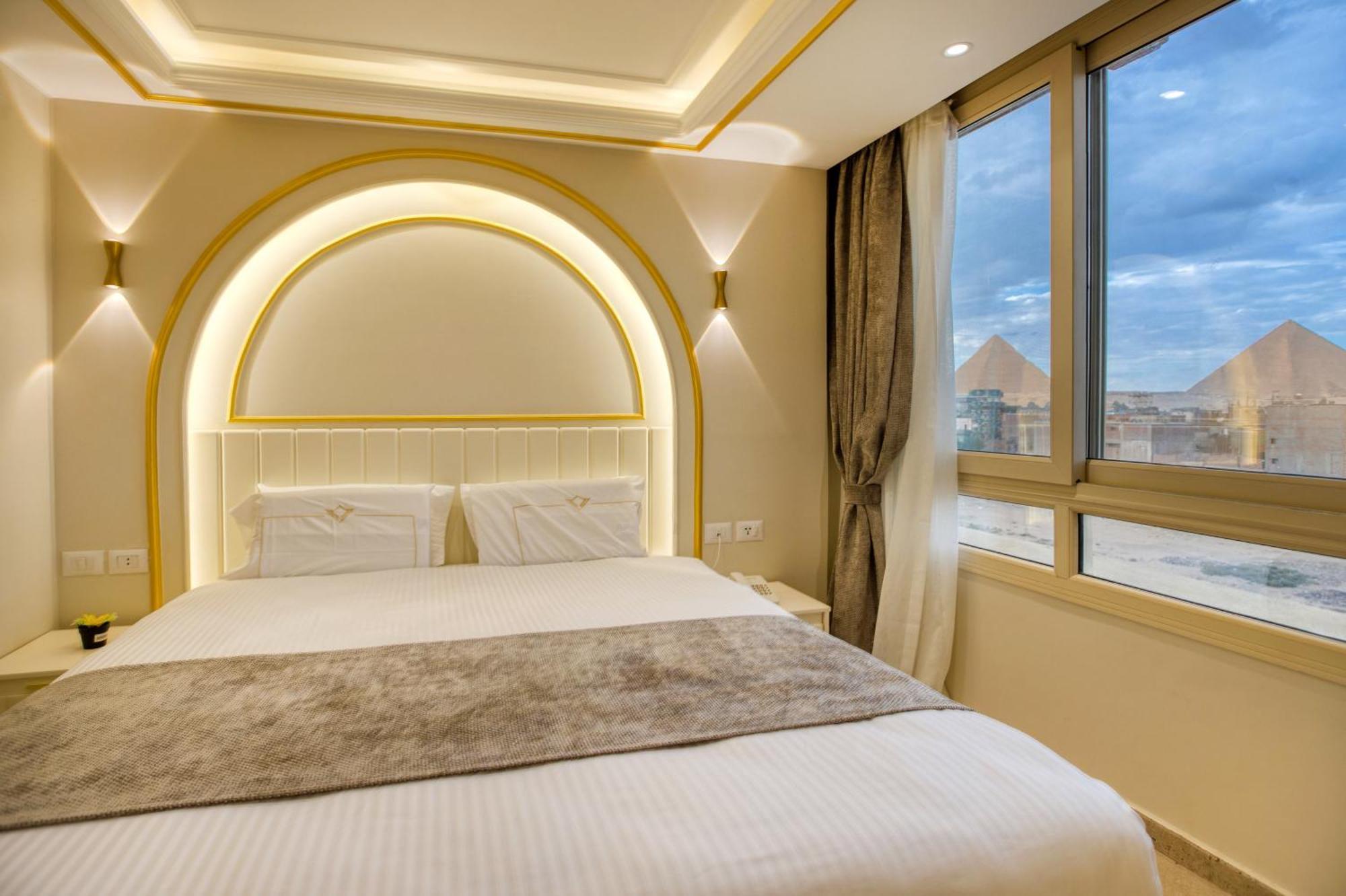 Pyramids Plateau Hotel Kafrat al Jabal Luaran gambar