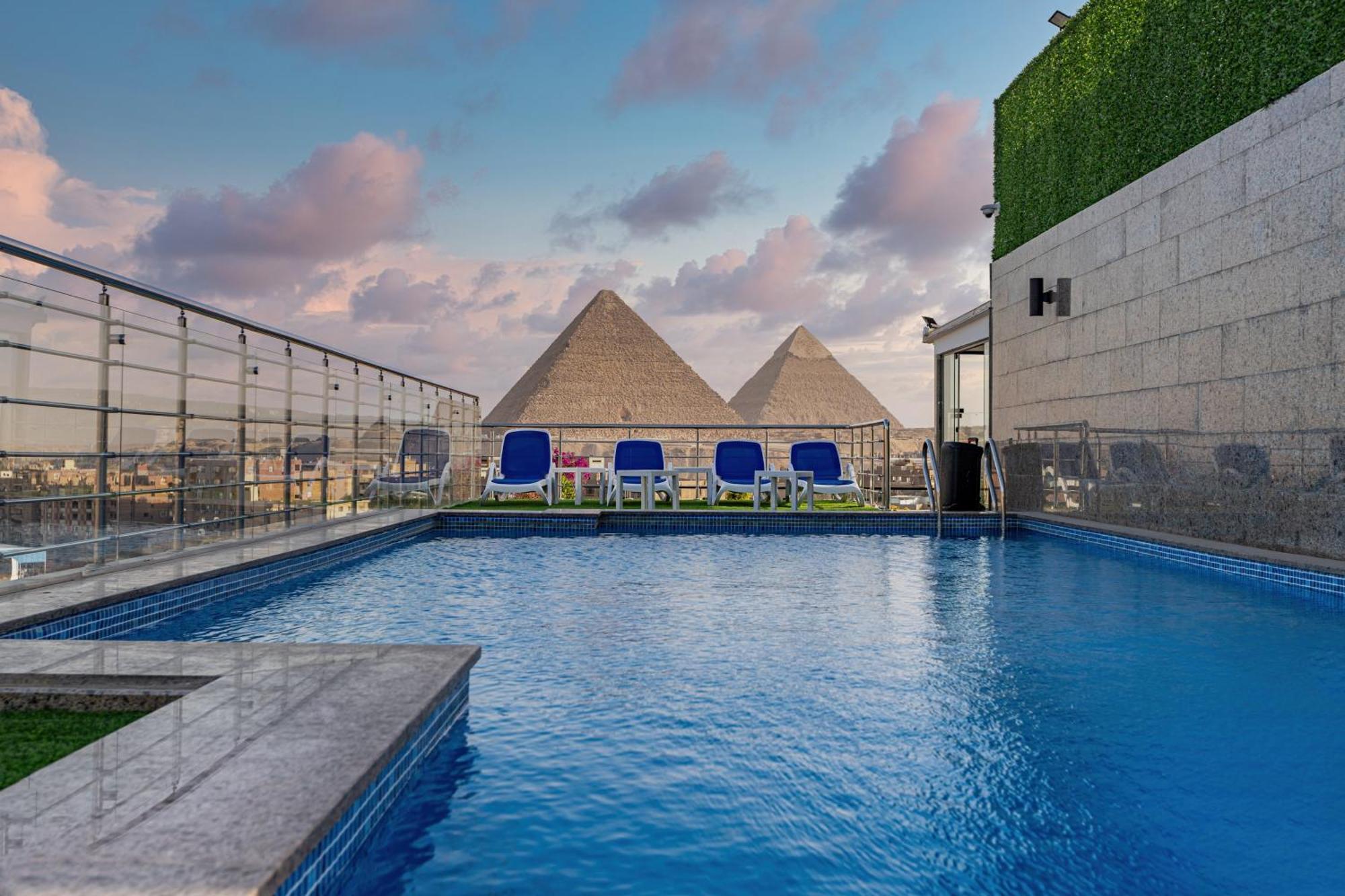 Pyramids Plateau Hotel Kafrat al Jabal Luaran gambar